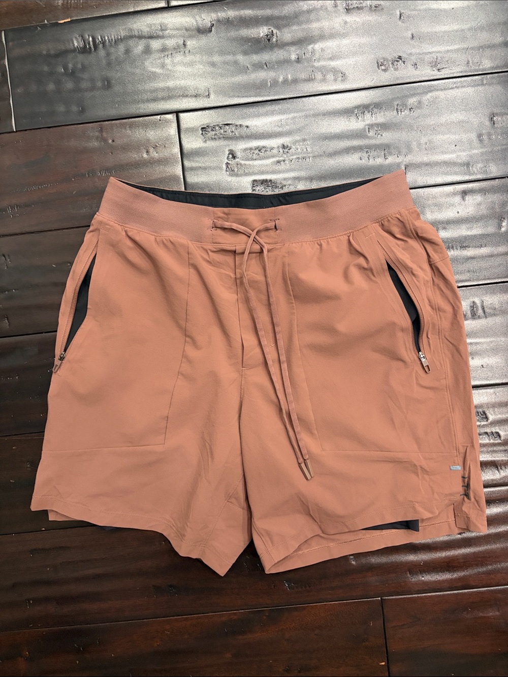 lululemon athletica Men's Dusty Rose Drawstring Performance Shorts